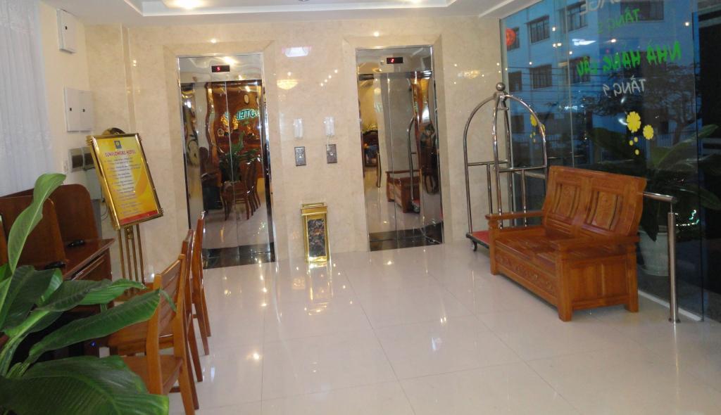 Hoang Yen Canary Hotel Quy Nhon Exteriör bild