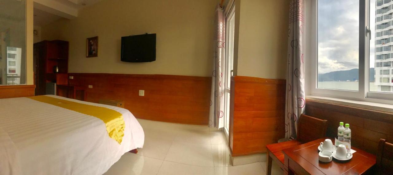 Hoang Yen Canary Hotel Quy Nhon Exteriör bild