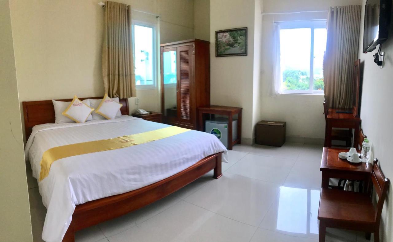 Hoang Yen Canary Hotel Quy Nhon Exteriör bild