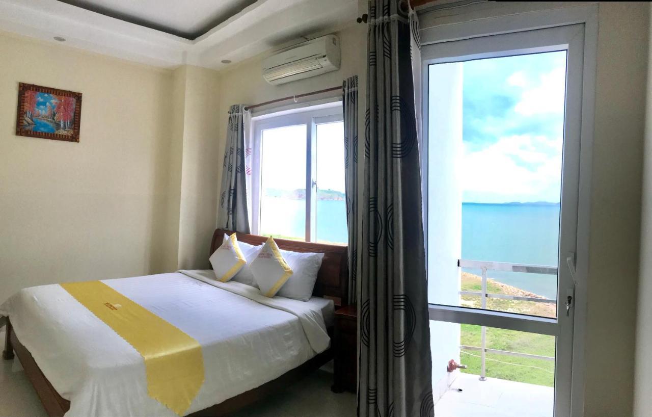 Hoang Yen Canary Hotel Quy Nhon Exteriör bild